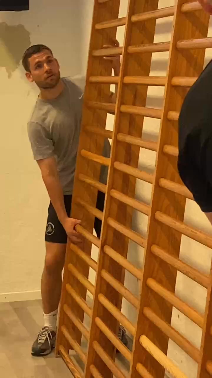 🔨 Noget er på vej... 👀

Et lokale er så småt ved at blive op